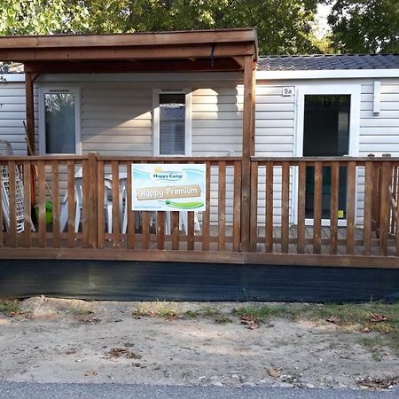Happy Camp Mobile Homes In Camping Park Umag Karigador Exterior foto