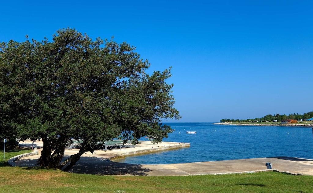 Happy Camp Mobile Homes In Camping Park Umag Karigador Exterior foto