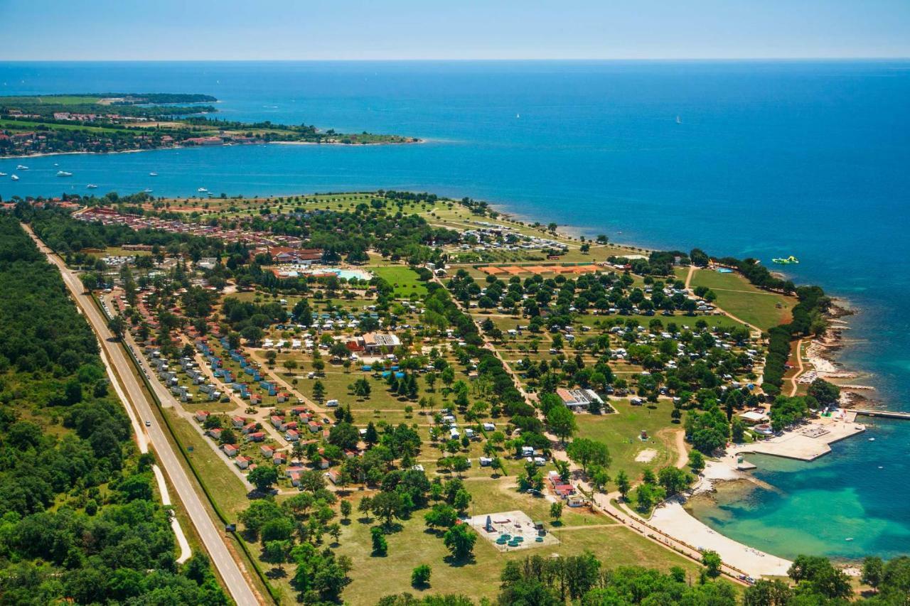 Happy Camp Mobile Homes In Camping Park Umag Karigador Exterior foto